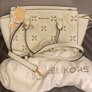 NWT Michael kors Selma satchel